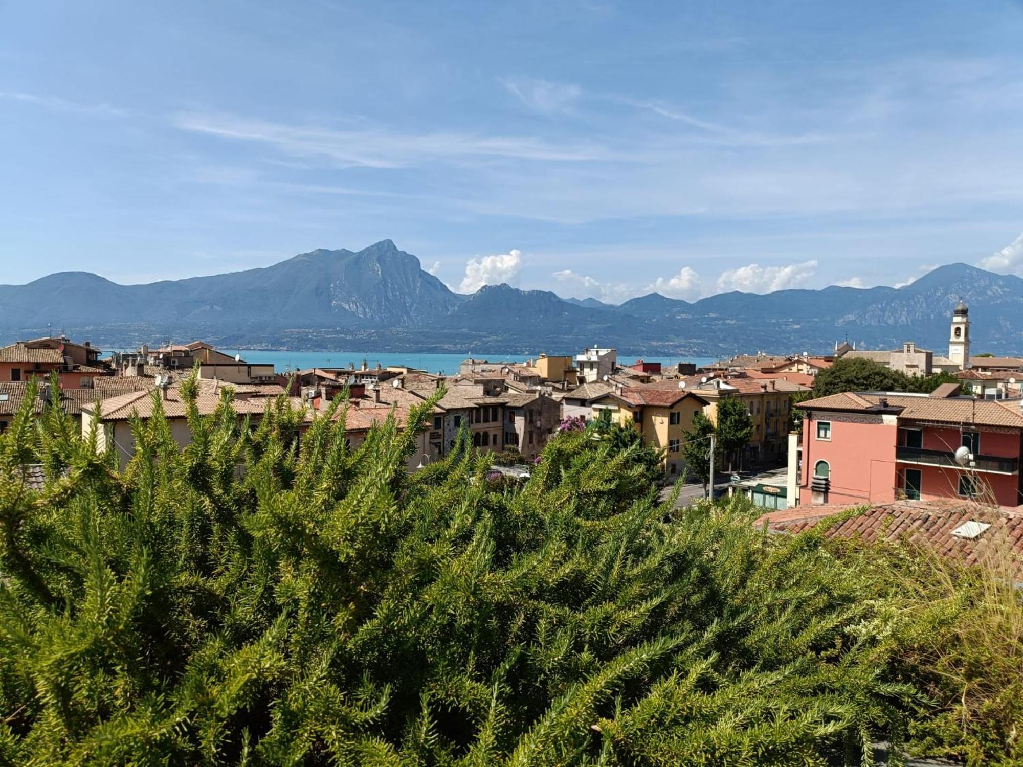 Suite Laura - Torri Del Benaco Luaran gambar